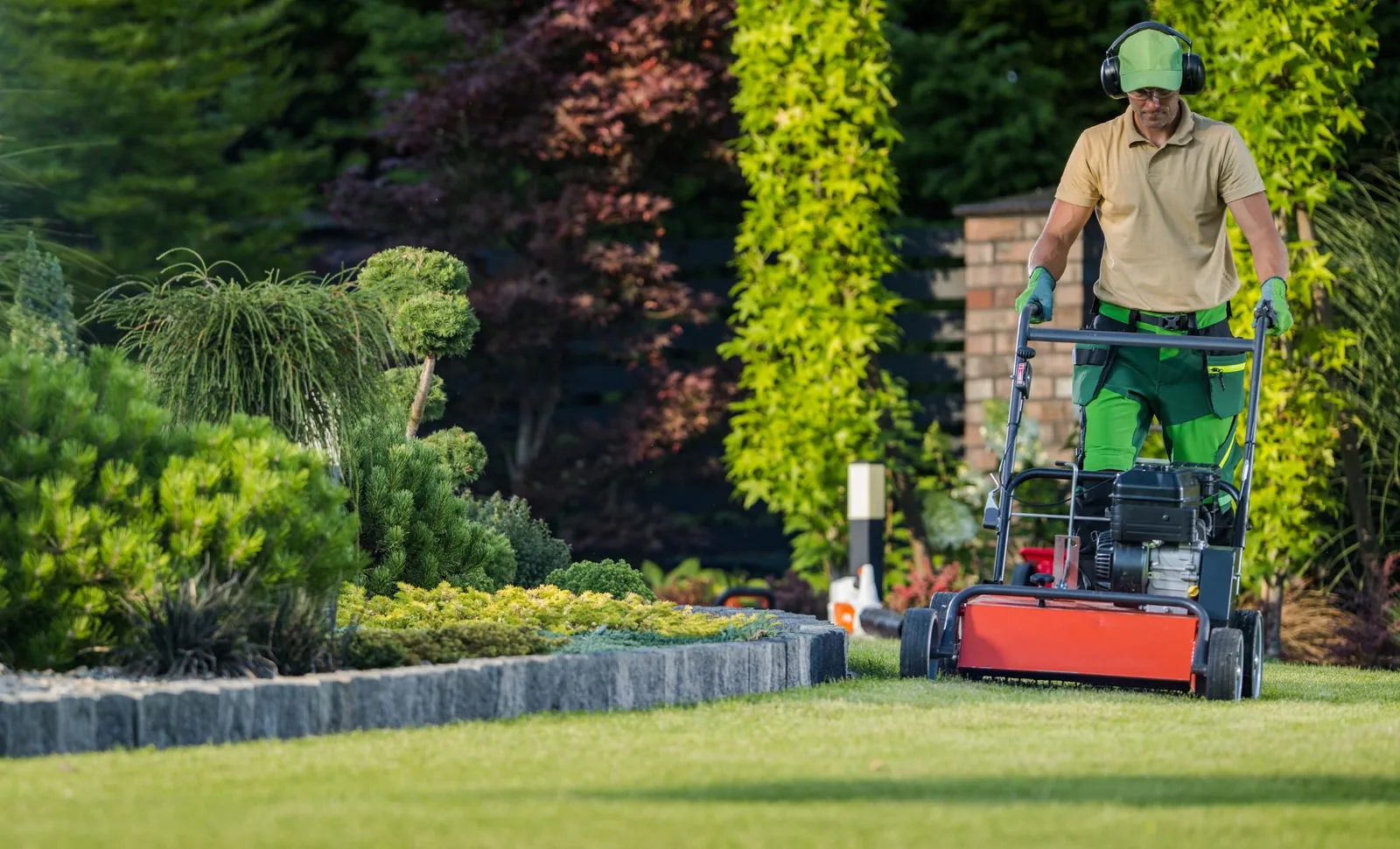 For Businesses With Grounds to Maintain